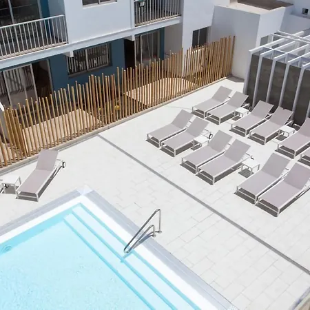 Apartment Follow The Glamour! Design And Total White *