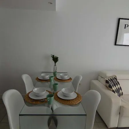 Lejlighed Follow The Glamour! Design And Total White *
