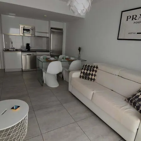 Follow The Glamour! Design And Total White Lejlighed Corralejo